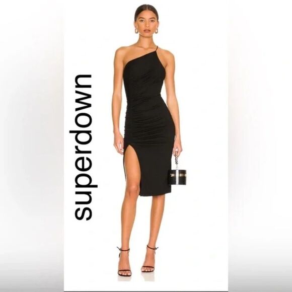 NWT Superdown Brynn Ruched Midi Dress Black Small Revolve - Picture 1 of 16